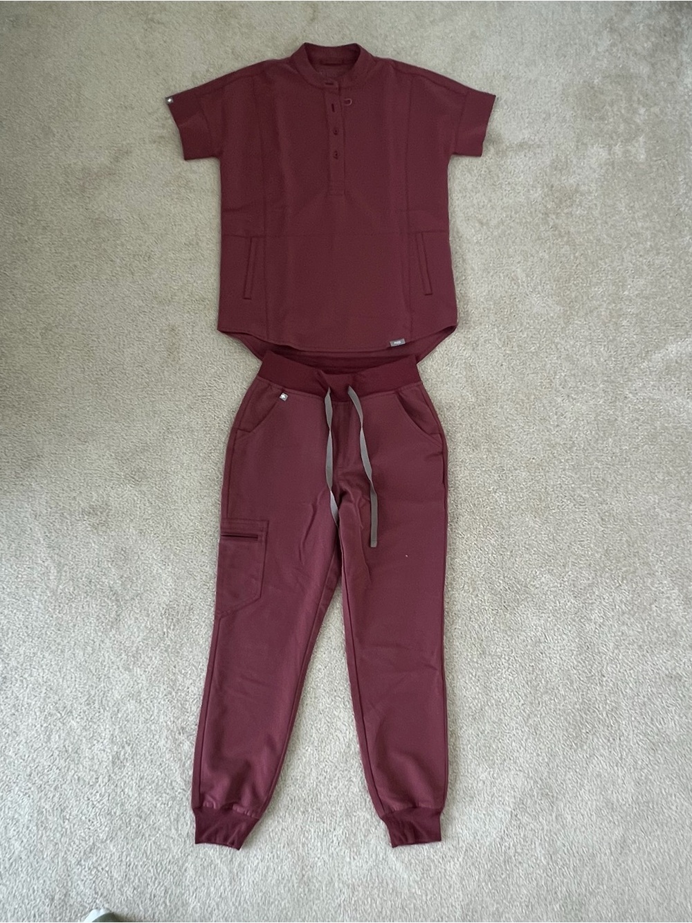 Figs Women's Burgundy Jogger Scrub Set